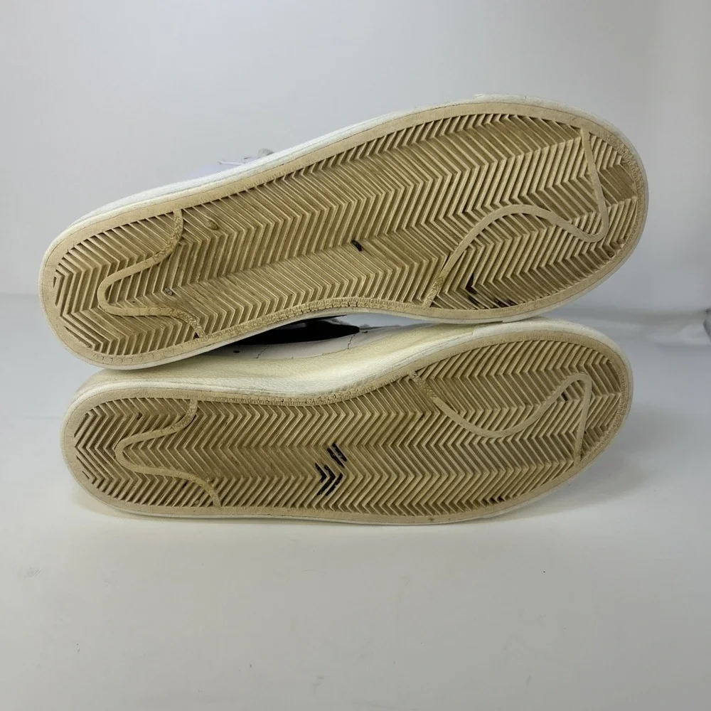 Nike Blazer Mid 77 Vintage White‎ Black Sail CZ1055-100 Women's Size 7 High Top